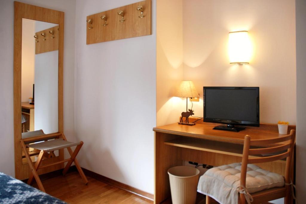 Albergo Centrale Santo Stefano Di Cadore Room photo